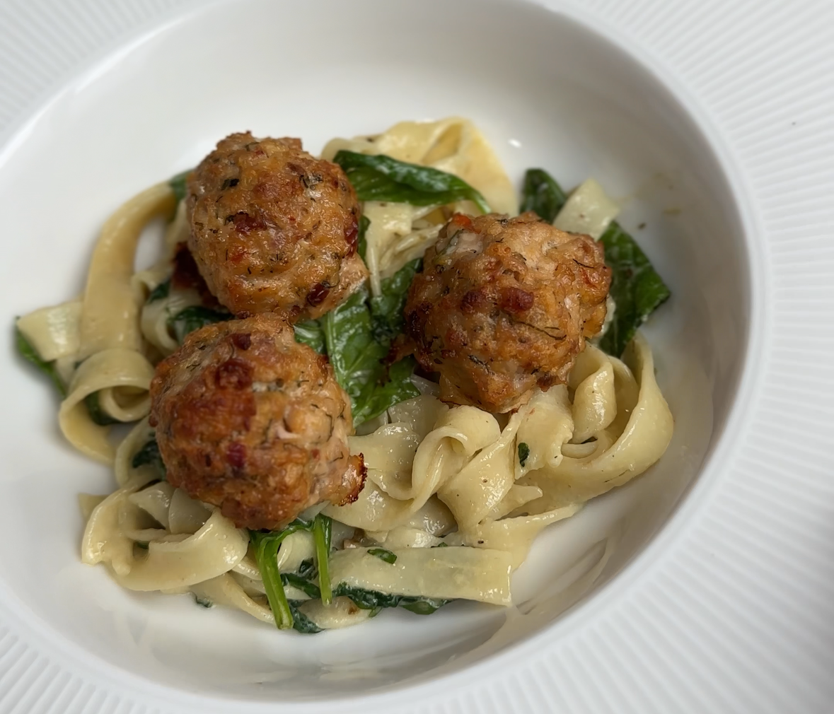 pulpeciki z suszonymi pomidorami