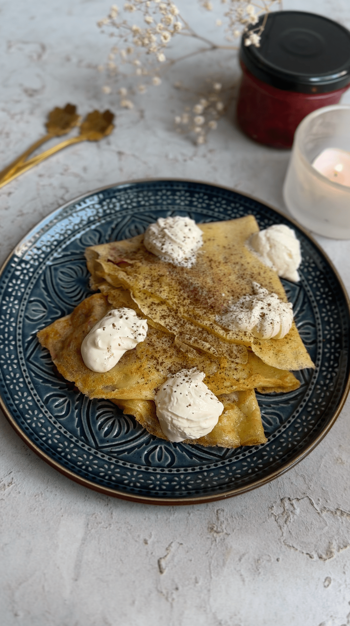 nalesniki orkiszowe z powidlami sliwkowymi